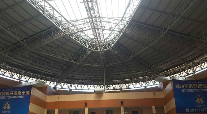 渝中怎么区分管廊钢结构与桁架结构的管道支架